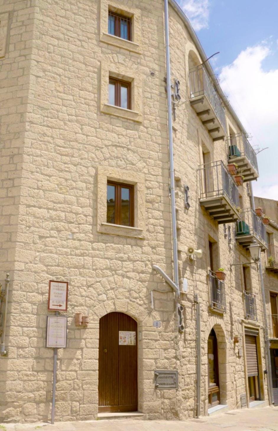 B&B DEL CORSO Bed and Breakfast in Sicily