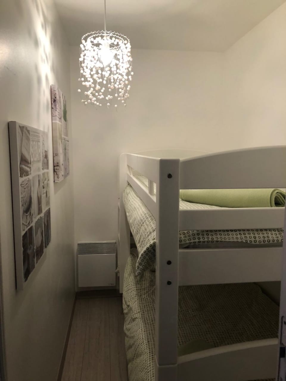 Fitness centre/facilities, Bedroom, bunk bed