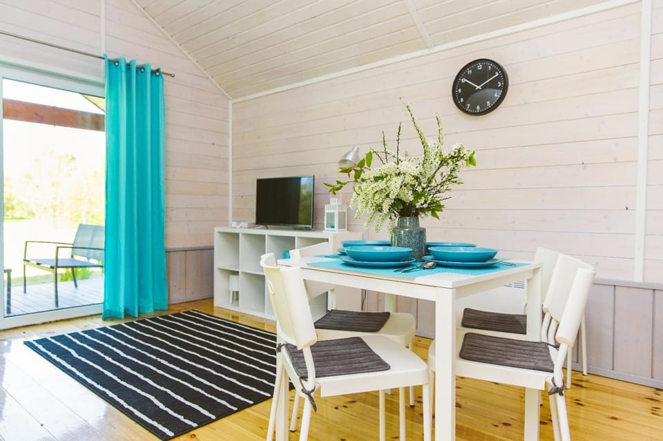 TV and multimedia, Dining area