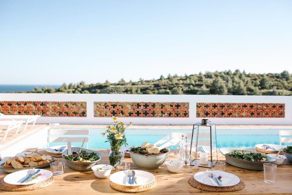 Ocean view guesthouse Burgau - Onelifelodge Bed and Breakfast in Luz