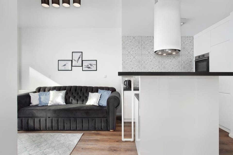 Kitchen or kitchenette, Living room, Seating area