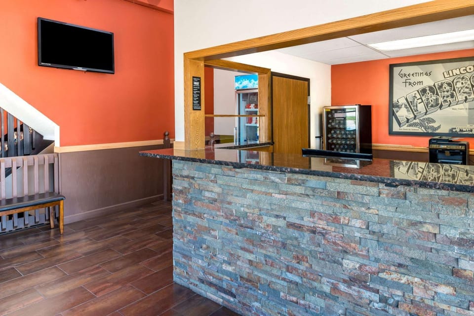 Lobby or reception, On site