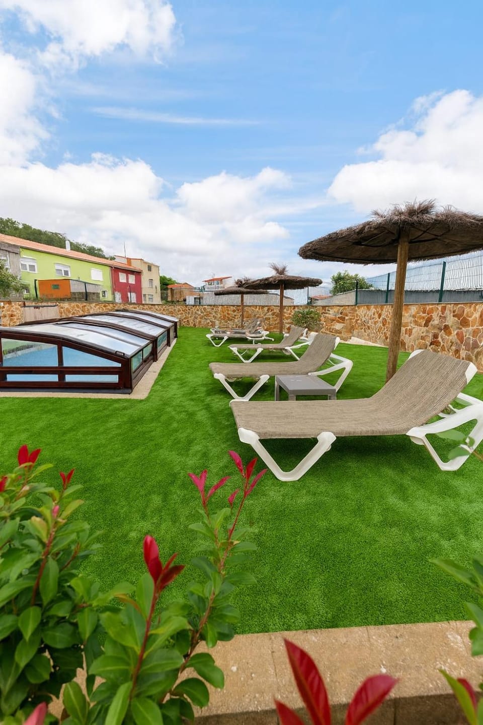 Patio, Spring, Day, Natural landscape, Garden, Garden view, Pool view, Swimming pool, sunbed