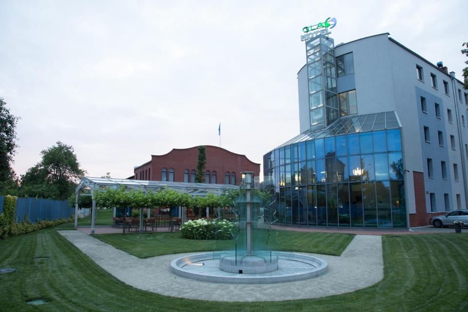Glas-Hotel 3* Hotel in Lower Silesian Voivodeship