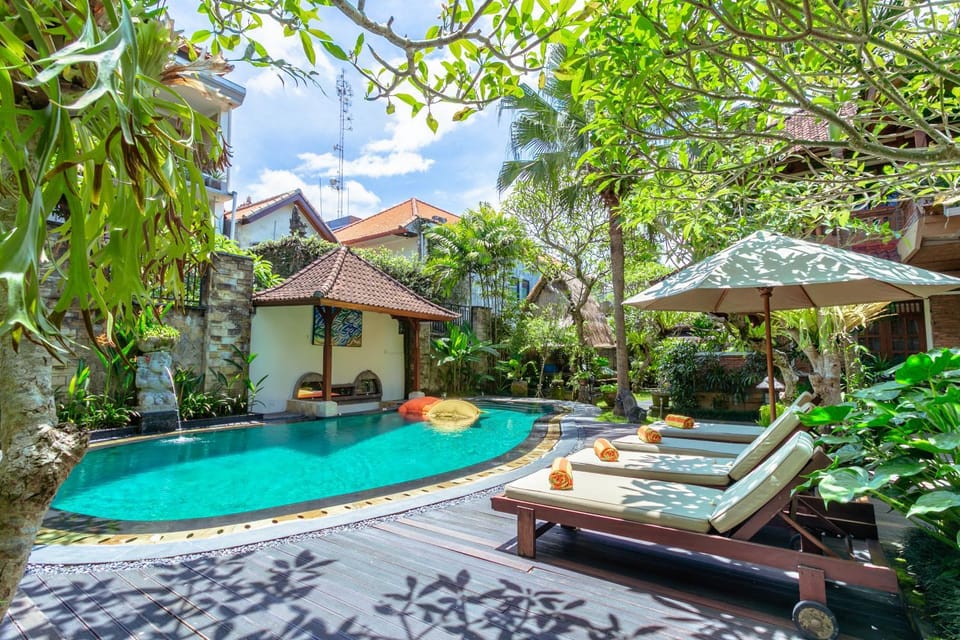 Property building, Swimming pool
