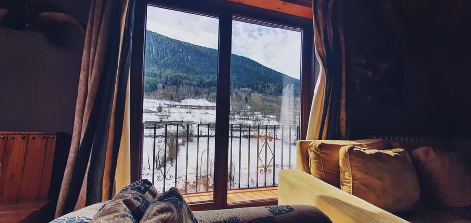Balcony/Terrace, Living room, Mountain view, River view