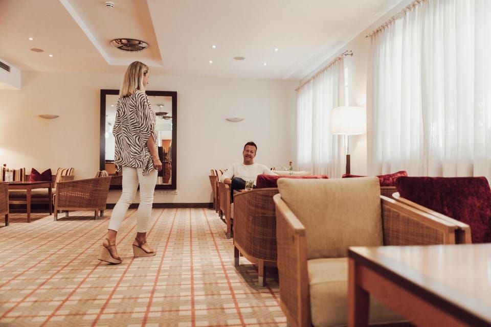 Lobby or reception, Lounge or bar
