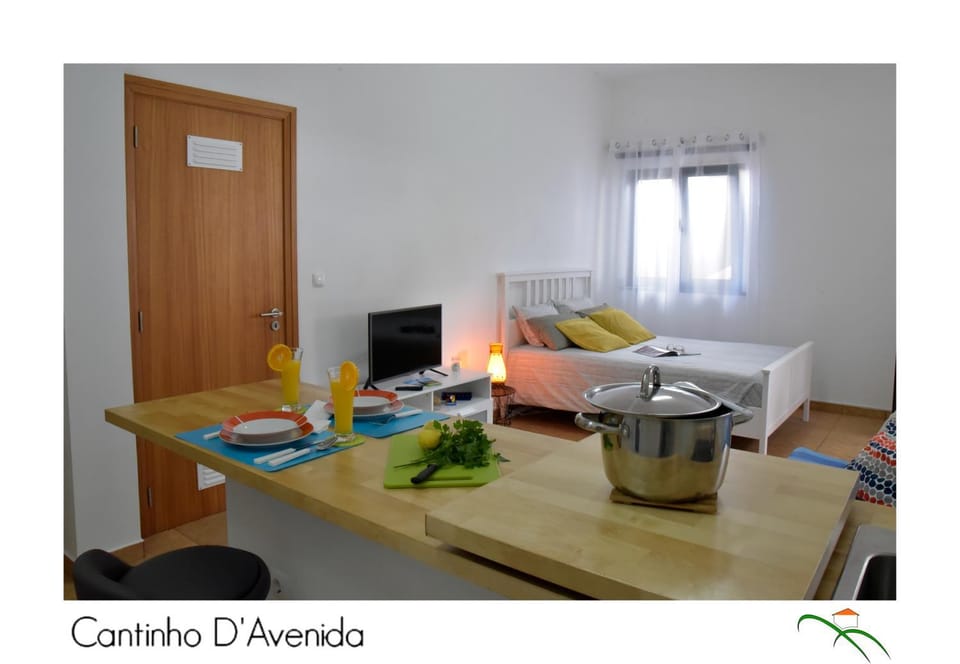 Decorative detail, Dining area, Bedroom