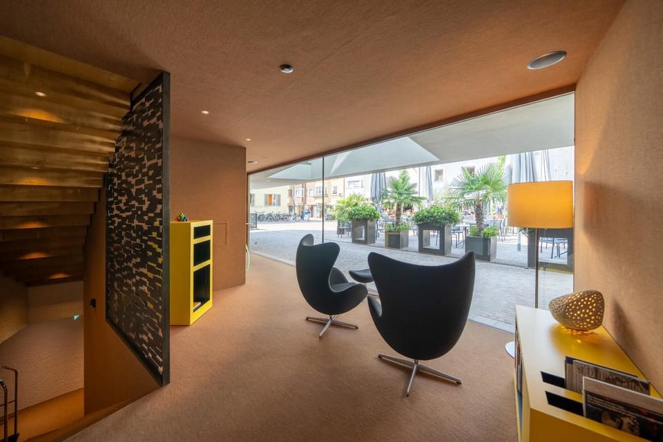 Lounge or bar