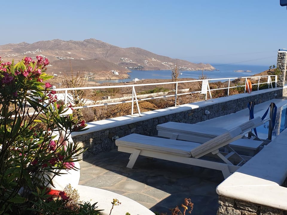Natural landscape, View (from property/room), Balcony/Terrace, Sea view, sunbed