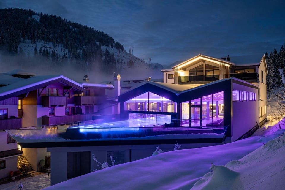 Property building, Swimming pool