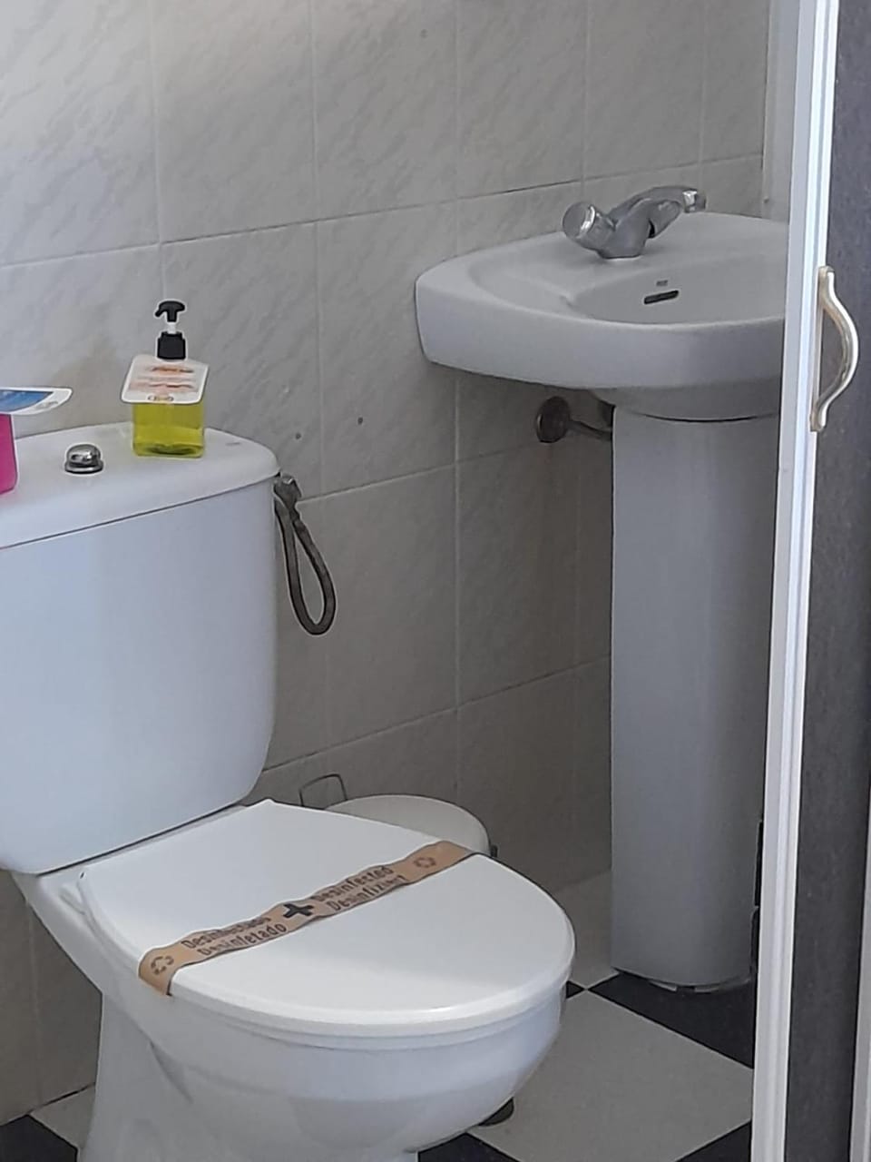 Toilet, Bathroom, Communal kitchen