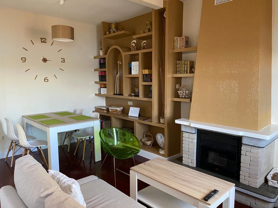 Casa Cordieira House in Combarro