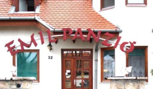 Emil porta Bed and Breakfast in Hungary