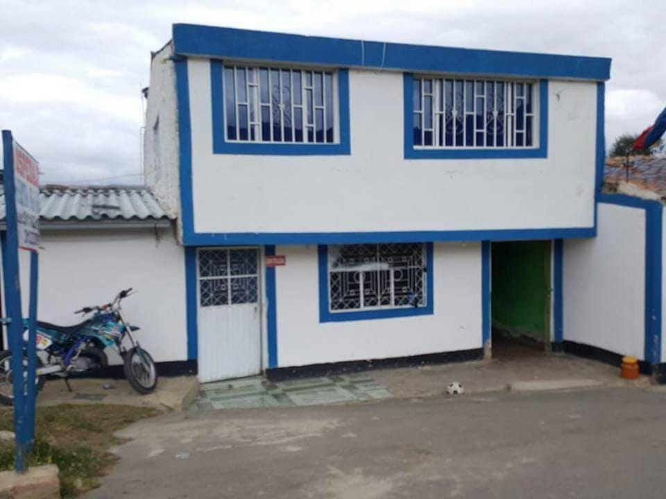 Hospedaje Puerta al Lago Inn in Boyaca