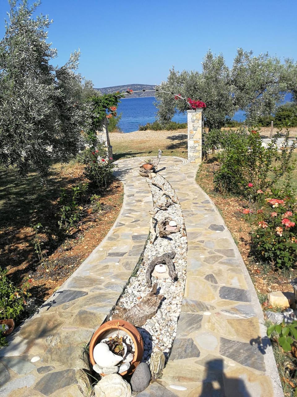 Facade/entrance, Garden, Sea view