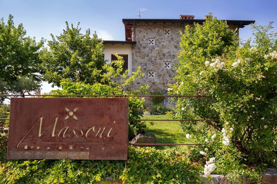 Massoni Wine Relais Bed and Breakfast in Peschiera del Garda