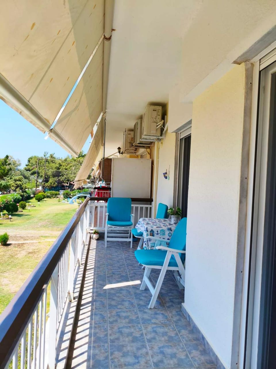 View (from property/room), Balcony/Terrace, Garden view, Sea view
