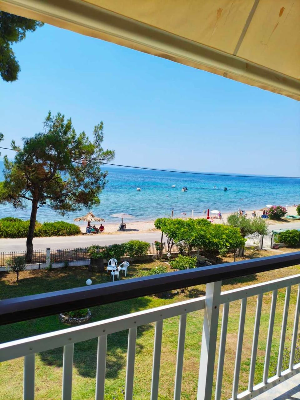 View (from property/room), Balcony/Terrace, Beach, Garden view, Sea view