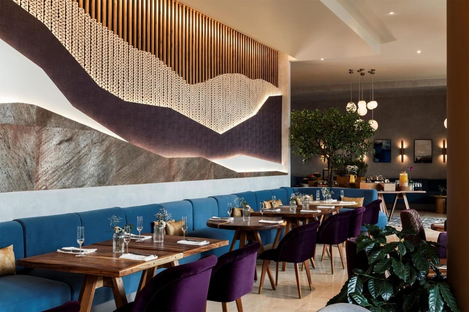 Restaurant/places to eat, Restaurant/places to eat