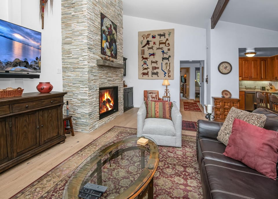 All Seasons G4 Condo Apartment in Vail