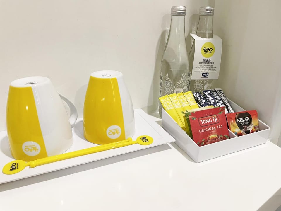 Coffee/tea facilities
