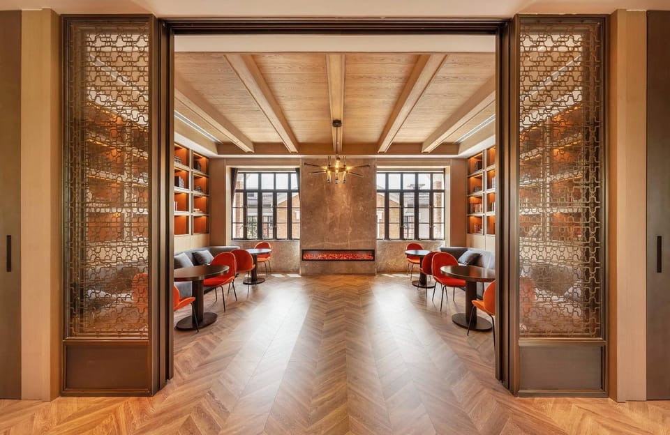 View (from property/room), Lobby or reception, Dining area