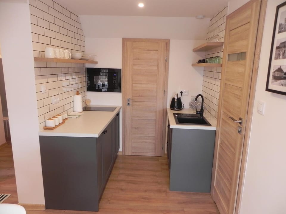 Coffee/tea facilities, Kitchen or kitchenette