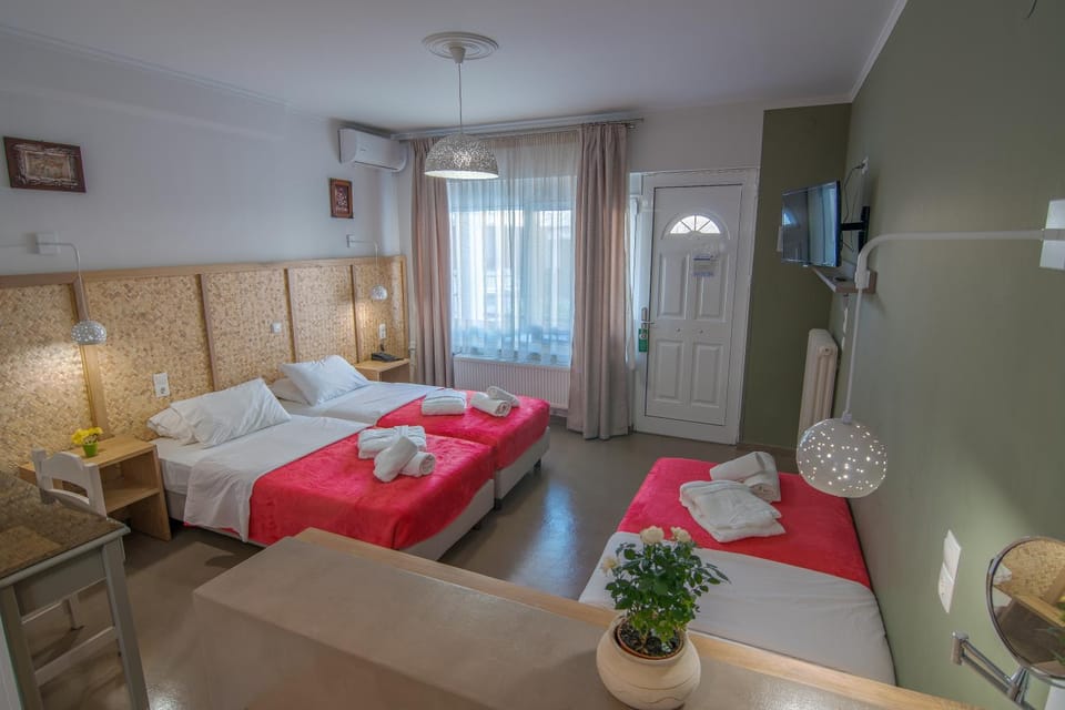 Balcony/Terrace, Bedroom, Inner courtyard view