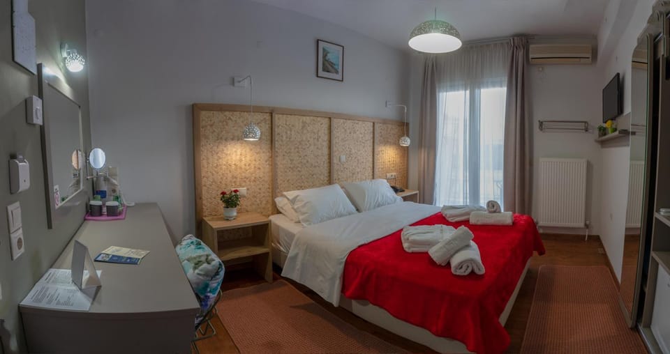 Balcony/Terrace, Bedroom, Inner courtyard view