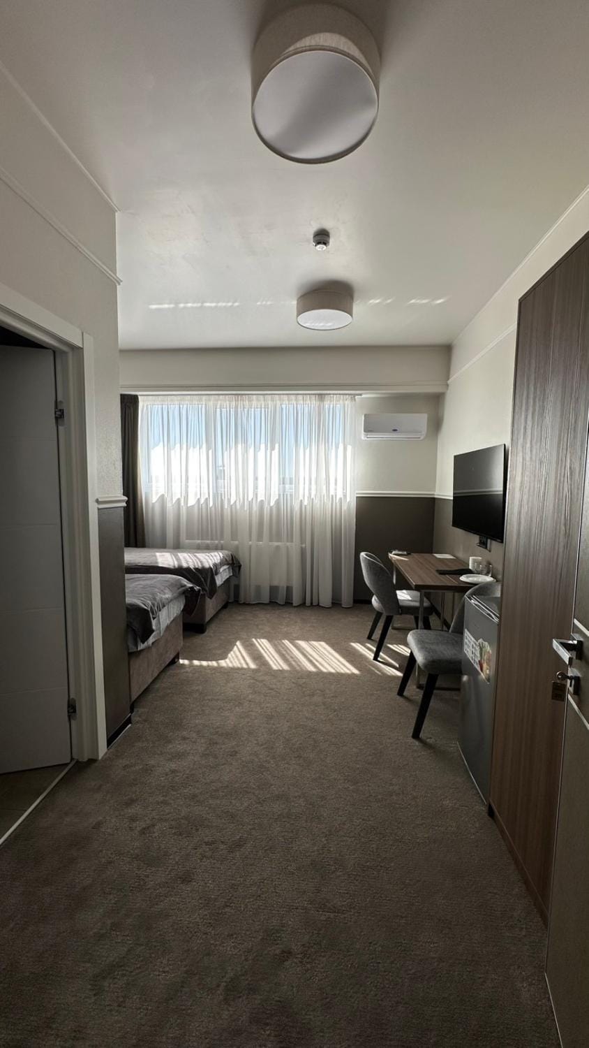 TV and multimedia, air conditioner