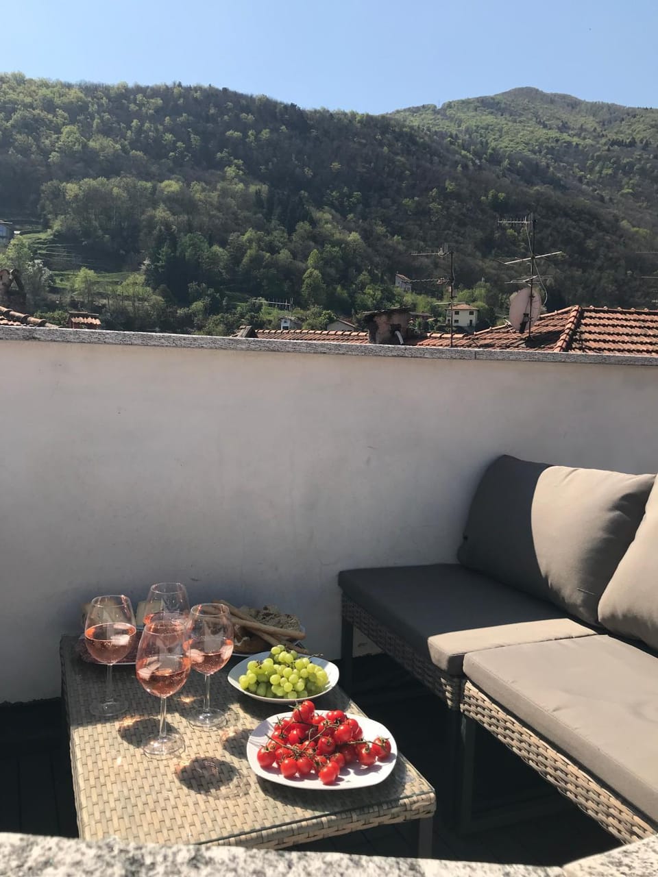 Balcony/Terrace, Landmark view, Mountain view