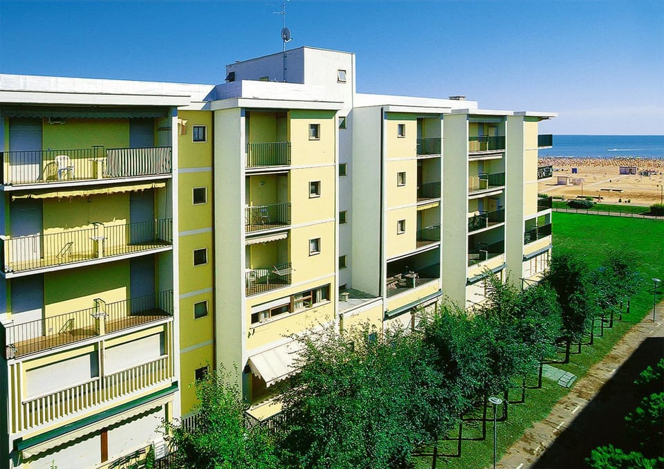 Property building, Facade/entrance, Bird's eye view, Sea view