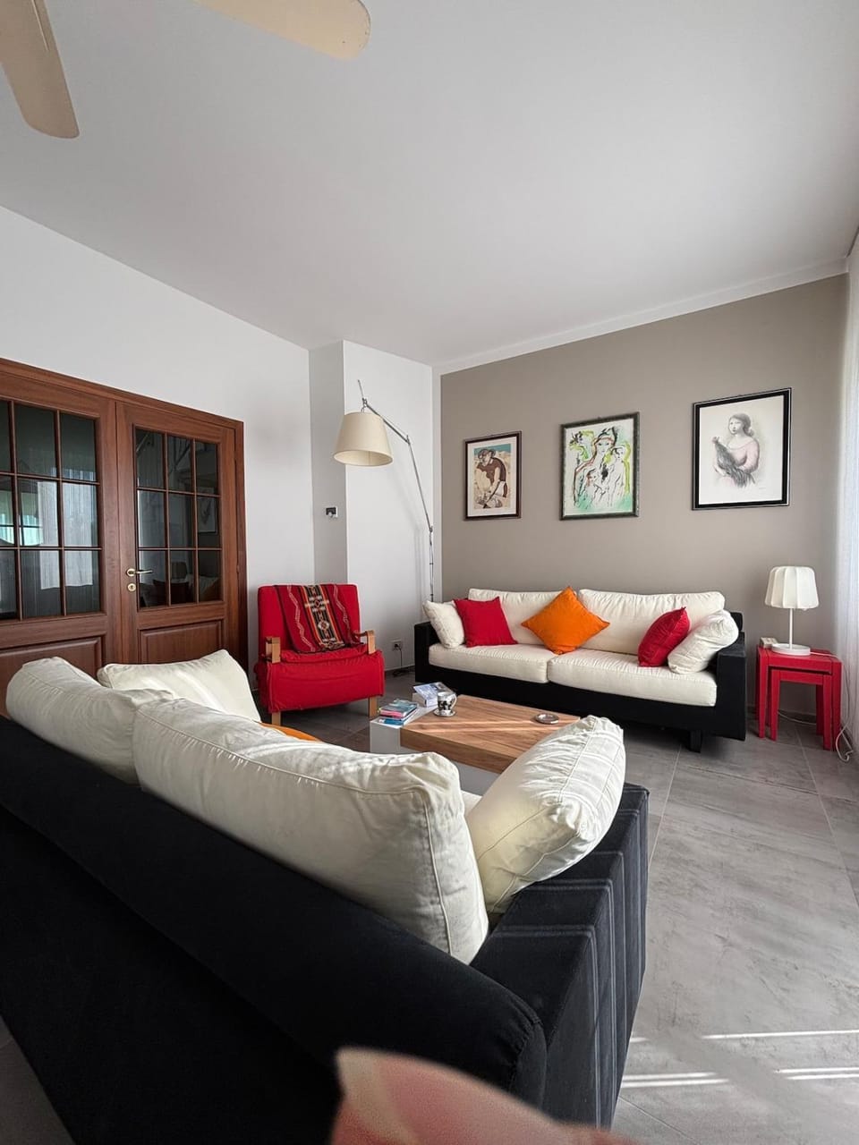 Living room, Seating area