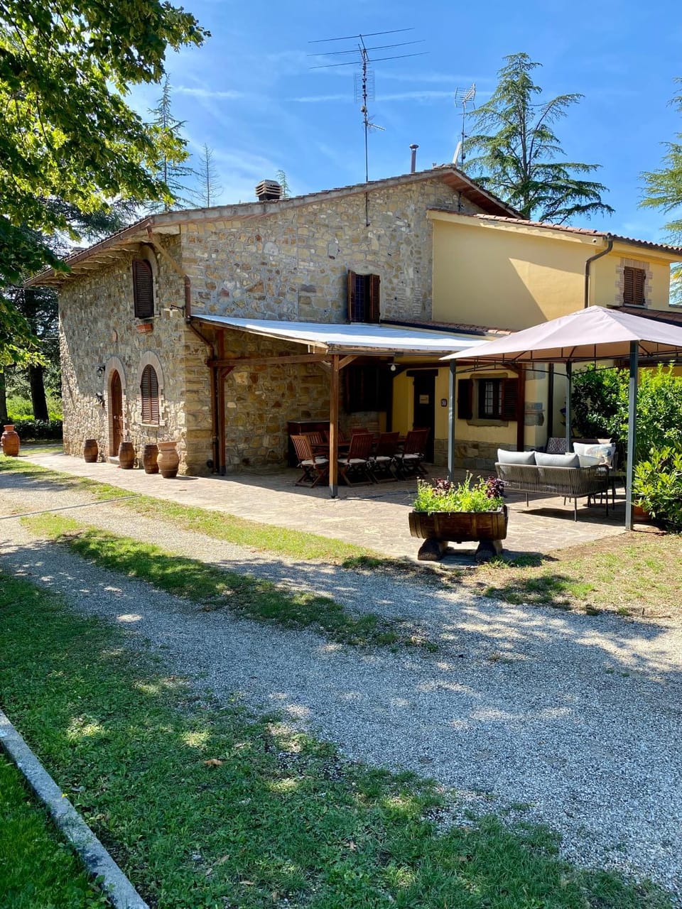 Property building, Day