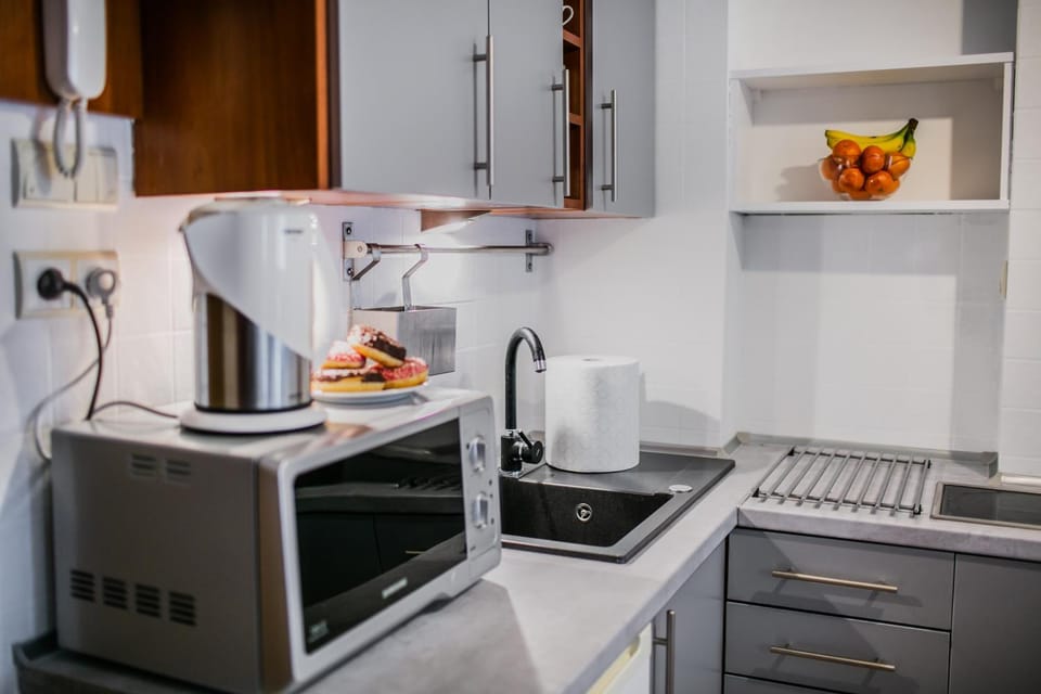 Coffee/tea facilities, Kitchen or kitchenette, Food and drinks