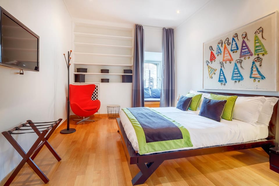 Bedroom, Landmark view
