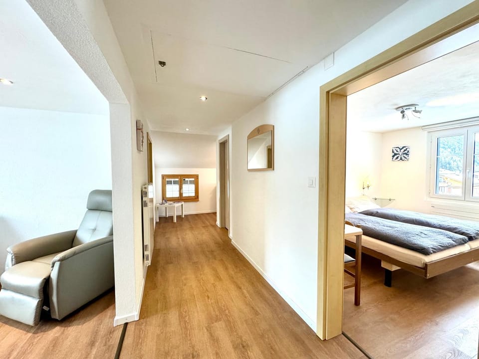 Living room, Photo of the whole room