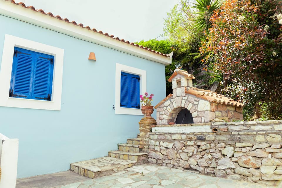 Property building, Day, Landmark view