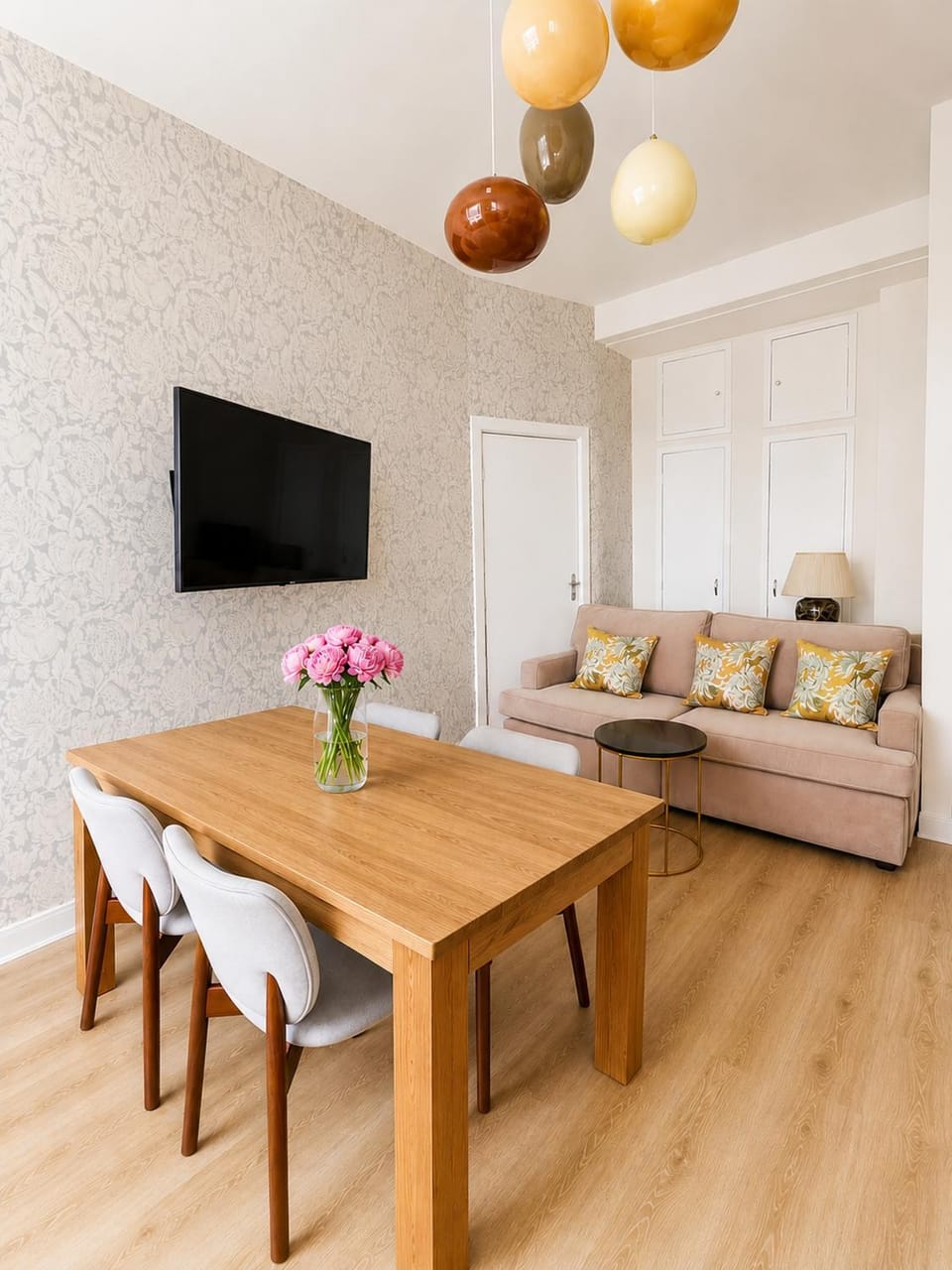 Royal Mile Apartment Excellent Location 3rd Floor No Lift Apartment in Edinburgh