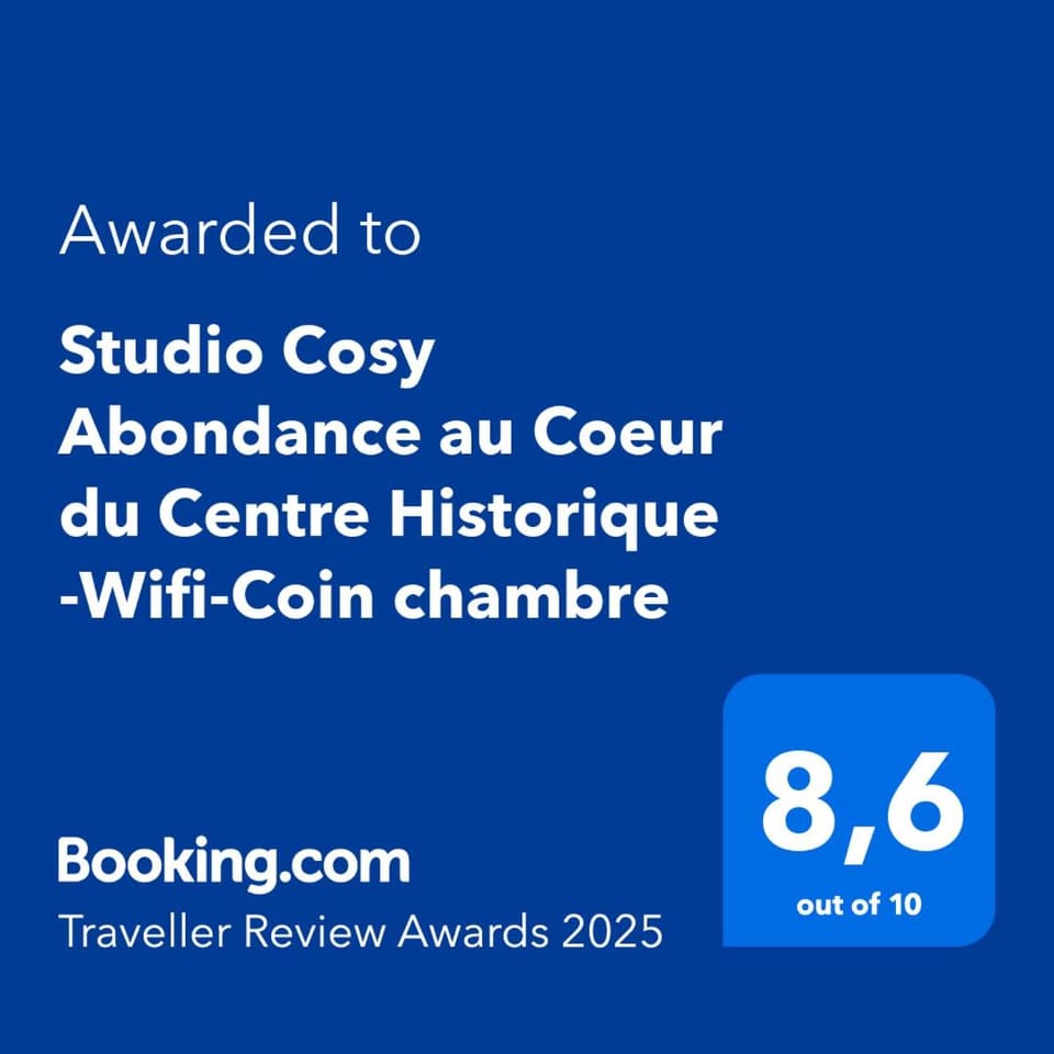 Studio Cosy Abondance au Coeur du Centre Historique -Wifi-Coin chambre Apartment in Arles