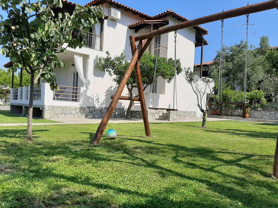 Latoura Studios Apartment in Halkidiki