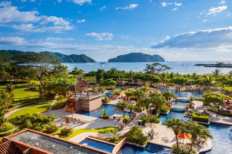 View (from property/room), Pool view, Sea view