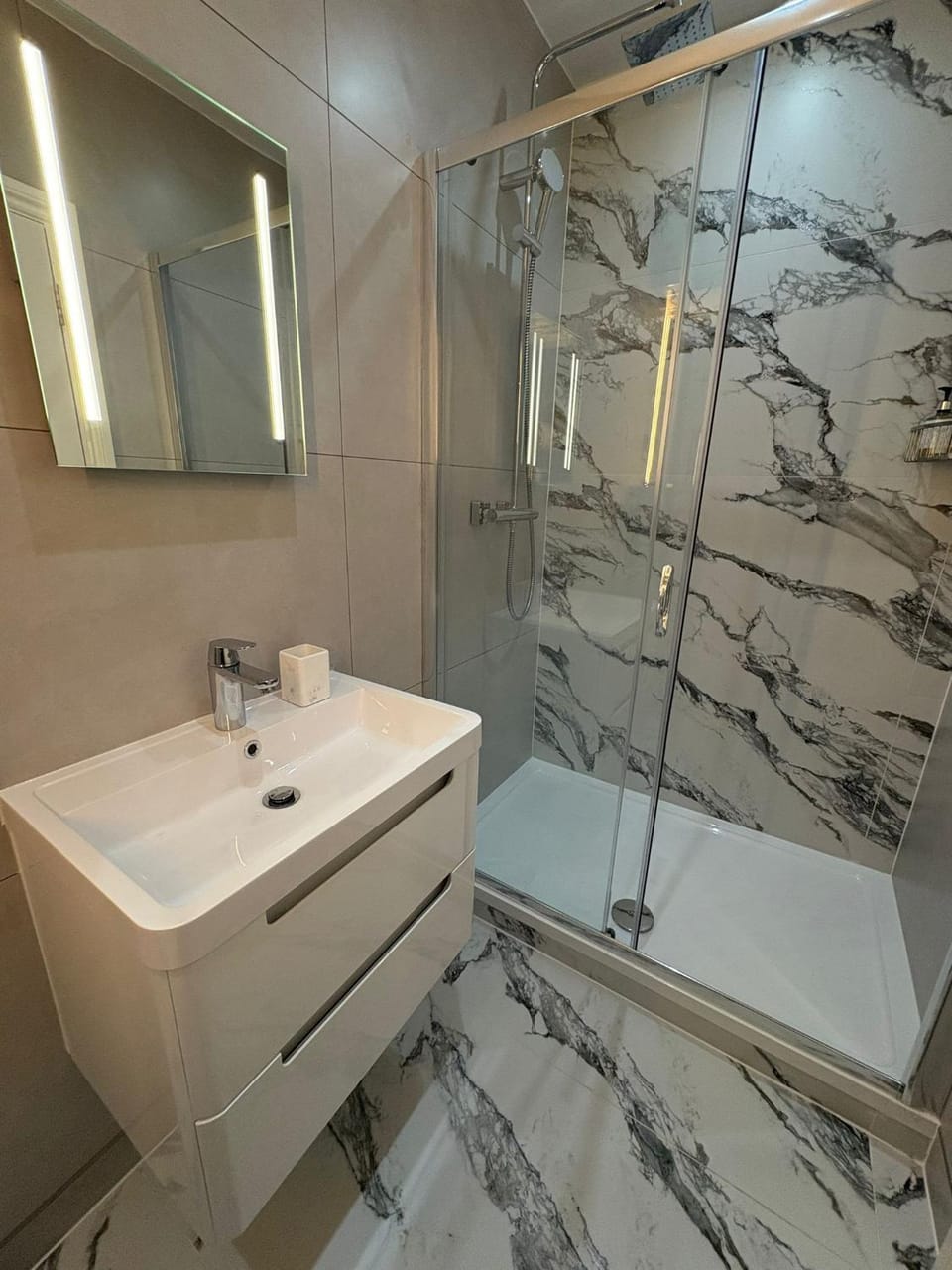 Lancaster Gate Hyde Park by London Hotel Collection Apartment in City of Westminster