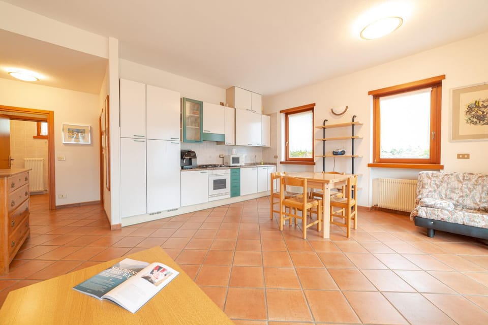 Appartamenti Nido d'Aquila - Garda Lake View Apartment in Nago–Torbole