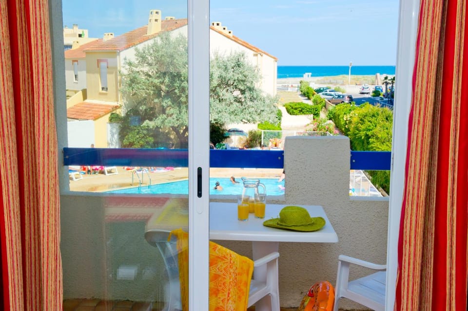 Summer, Balcony/Terrace
