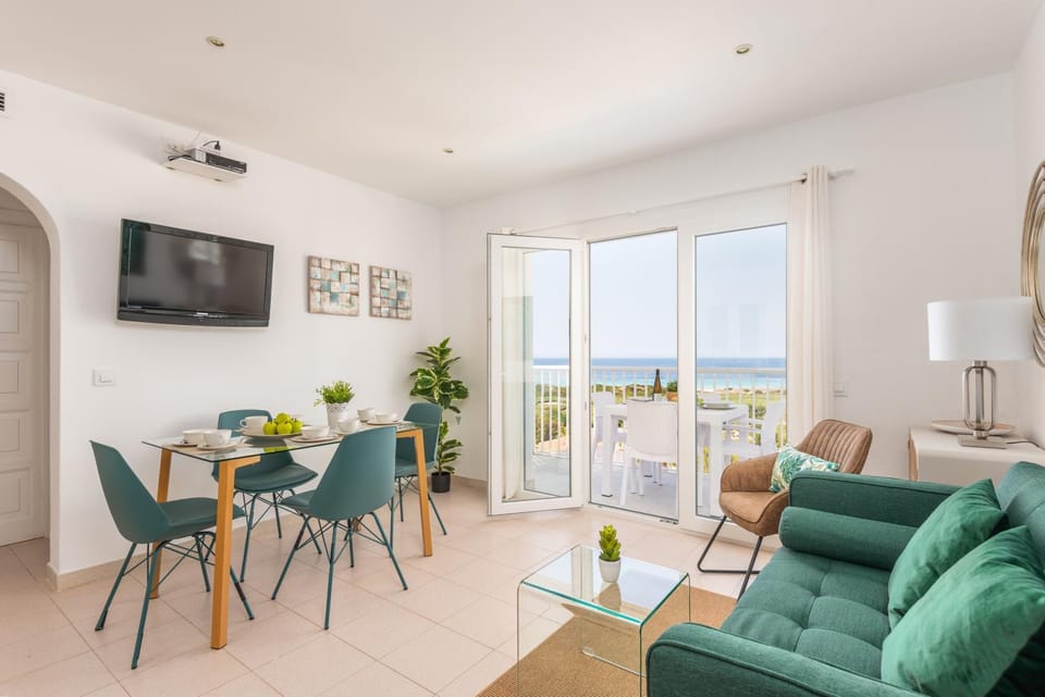 Living room, Sea view