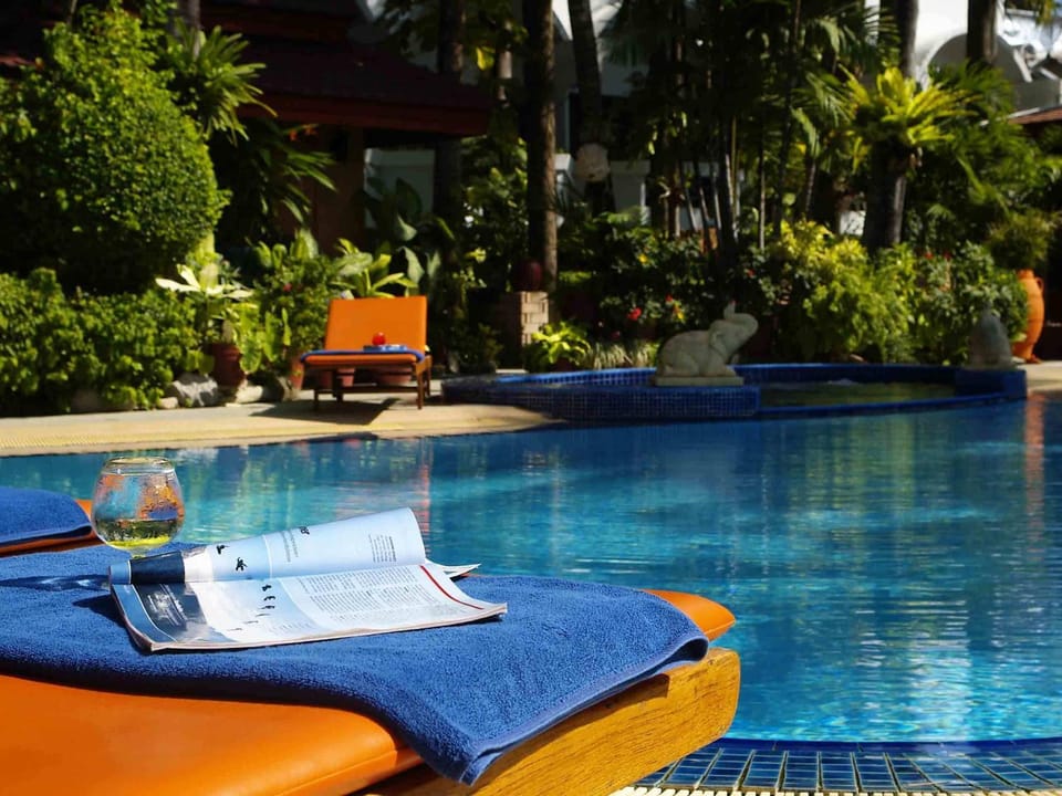 Swimming pool, Swimming pool
