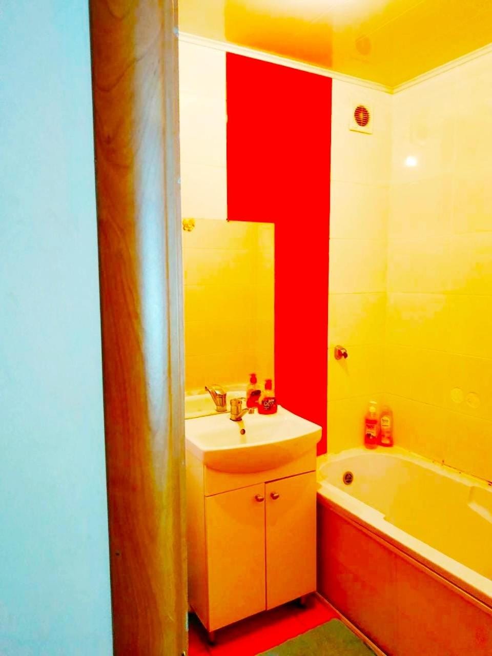 "центр Ж/Д" Apartment in Ukraine