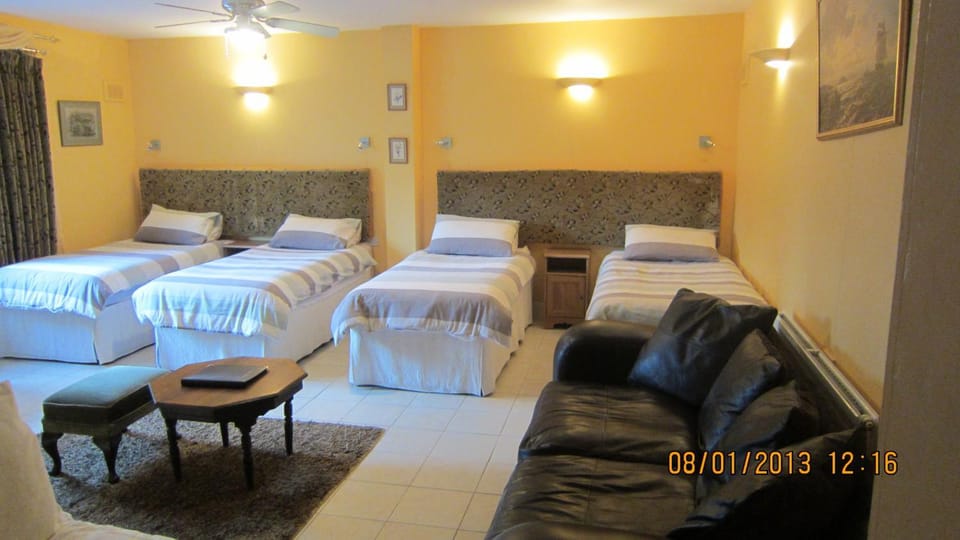 Bedroom, Garden view